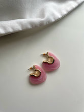 Load image into Gallery viewer, Ivy Marble Hoops