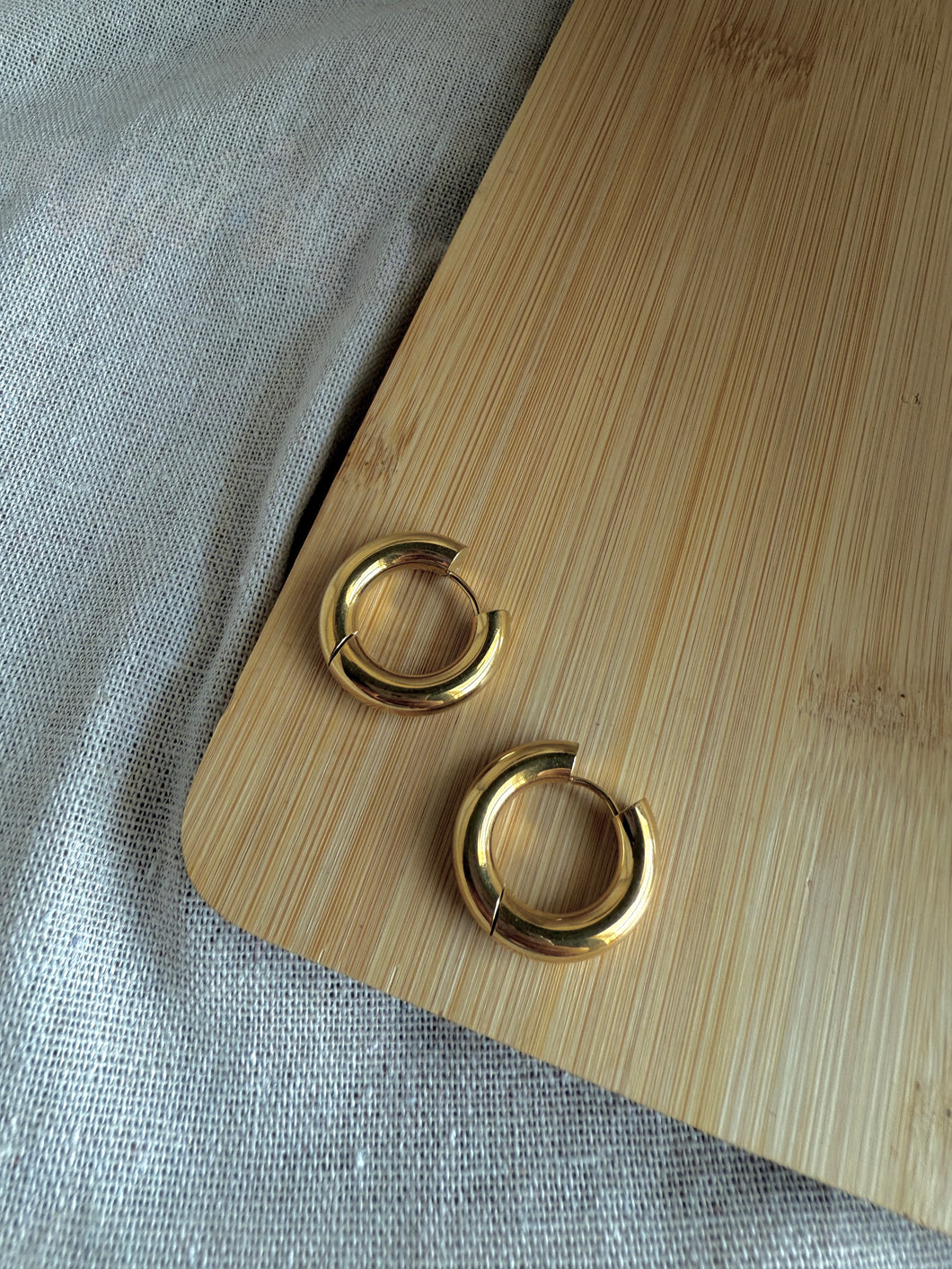 Infinity Hoops